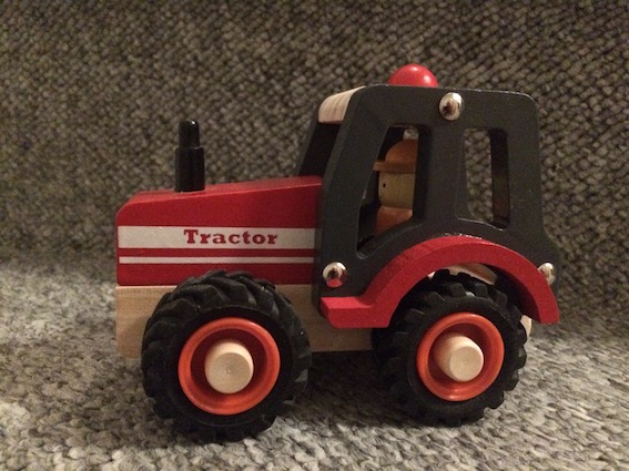 Anmeldelse af trælegetøj - Traktor